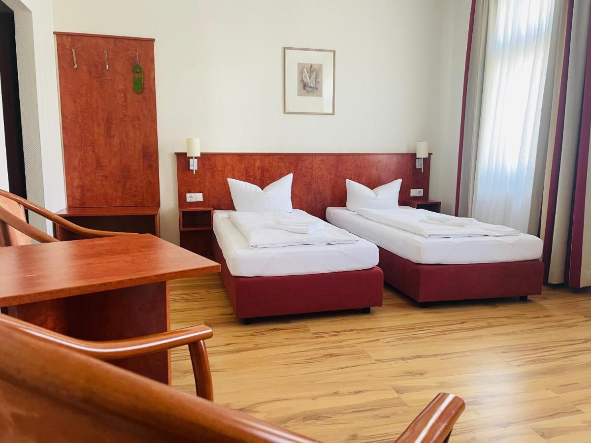Hotel Am Ledermuseum Offenbach-sur-le-Main Extérieur photo